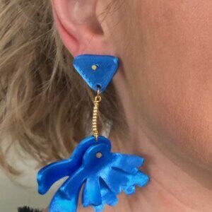 3d printed blue statement earrings